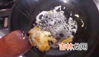 铁锅生锈粘锅怎么处理方法,锅底生锈怎么去除家有妙招