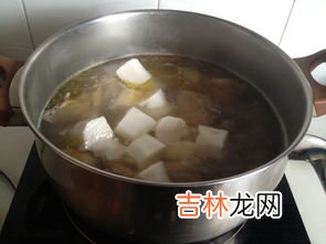 鸡肉可以和山药一起炖吗,鸡肉和山药一起炖可以吗