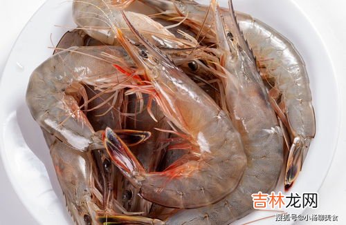 隔夜的虾放在冰箱里还能吃吗,虾过夜了放冰箱还能吃吗