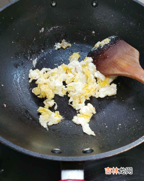 过夜木耳放冰箱能吃吗,煮熟的黑木耳放冰箱隔夜能吃吗?