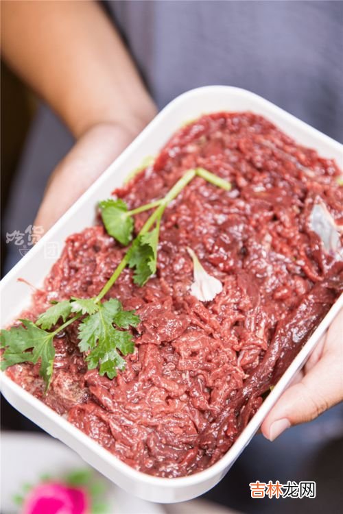 驴肉可以和茄子一起吃吗,茄子和驴肉炖着吃了恶心怎么回事