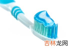 牙膏尾部的颜色代表什么意思,牙膏尾部的颜色条代表什么
