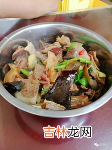 驴肉可以和西红柿一起吃吗,驴肉 和西红柿可以同吃吗