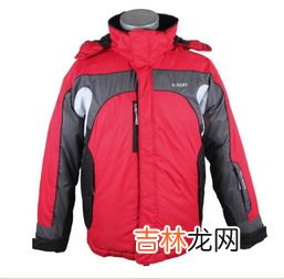 冲锋衣保暖还是羽绒服保暖,冲锋衣保暖还是羽绒服保暖 冲锋衣和羽绒服哪个更保暖