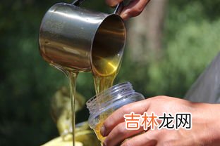 蜂蜜可以和牛奶一起喝吗,蜂蜜能不能和牛奶一起喝？