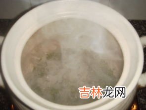 绿豆银耳可以一起吃吗,银耳莲子汤里面能放绿豆吗?