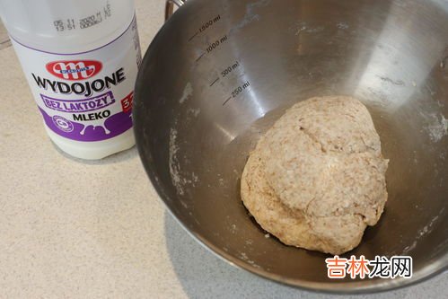 过期牛奶可以发面蒸馒头吗,过期牛奶可以发面吗,过期的牛奶能蒸馒头吗?