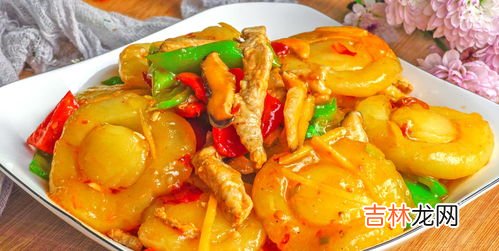 红皮土豆和黄皮土豆区别,土豆有红皮和黄皮之分?购买时怎么选更划算?