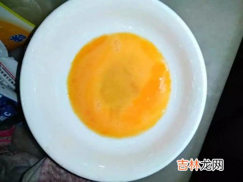 鸡蛋有点散黄还能吃吗,鸡蛋黄散了还能吃吗