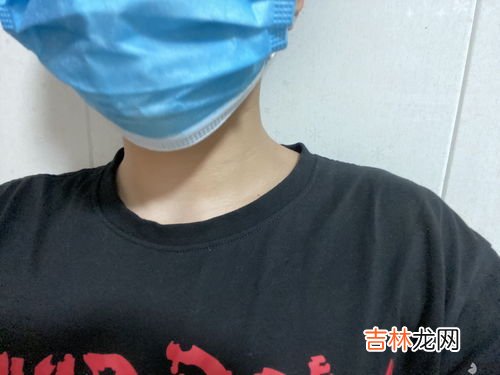 衣服领口变形怎么恢复,毛领子变形怎么办