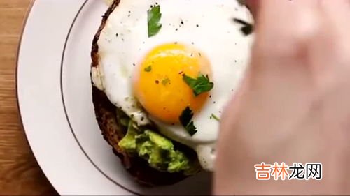 鸡蛋和海鲜可以一起吃吗,海鲜跟鸡蛋能一起吃么