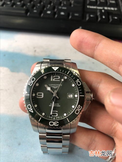康卡斯浪琴哪个颜色好看,浪琴康卡斯白盘还是黑盘急 急 急 各位???