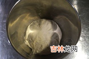 干面粉可以放冰箱吗,面粉能放进冰箱里面吗 面粉可以放进冰箱里面吗