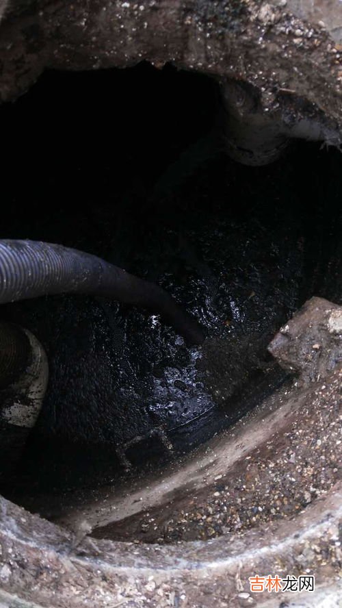 水池脏了怎么清洗,水池水垢如何清洗?