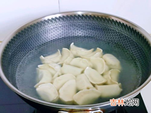 茴香饺子馅怎么调好吃,茴香馅的饺子怎么做?
