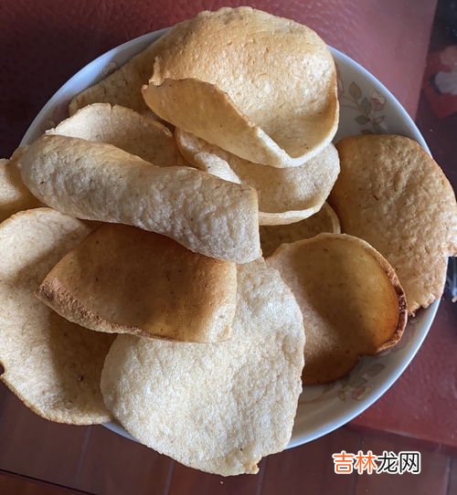 塑料一样的虾片能吃吗,虾片是什么做的小孩可以吃吗