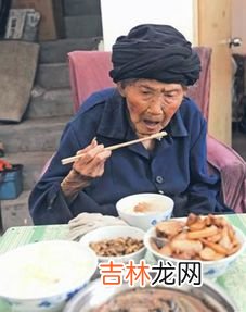 去世老人是不是比往年多很多,为什么以前的老人都可以活到80岁,现在年轻人去世的很多