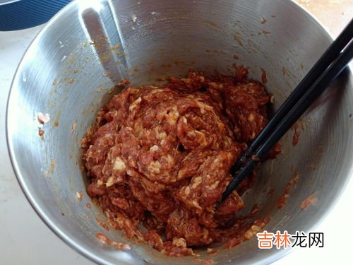 拌好的肉馅能隔夜吗,木耳肉馅隔夜能吃吗