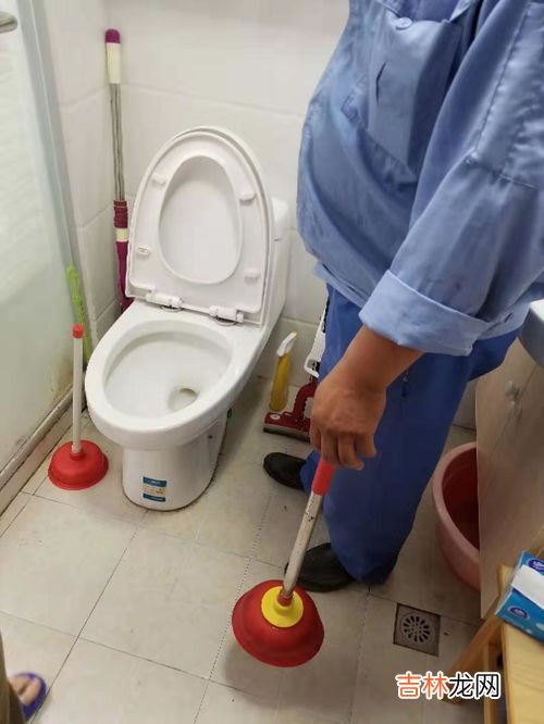 厕所下水道臭味怎么消除,卫生间下水道冒臭气怎么办