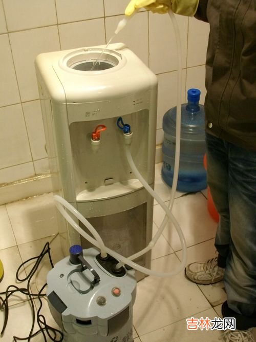 饮水机怎么清洗,饮水机怎么清洗