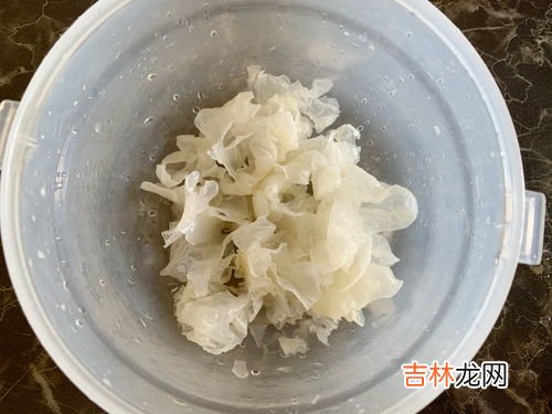 银耳泡发一晚上第二天煮可以吗,银耳可以泡一晚上再煮吗？