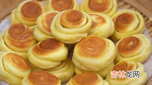 鸡蛋酥怎么做的特别酥脆,怎样让蛋黄酥长时间保持外皮酥脆?