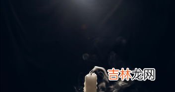 蜡烛燃烧生成什么,蜡烛燃烧时发生了什么变化?