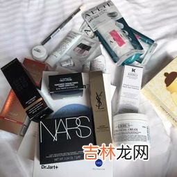 化妆品放行李箱里可以托运吗,化妆品飞机上能托运吗 化妆品放行李箱里可以托运吗