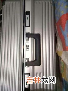 化妆品放行李箱里可以托运吗,化妆品飞机上能托运吗 化妆品放行李箱里可以托运吗