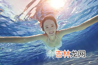 游泳伤口防水小妙招,手受伤怎么洗澡不沾水