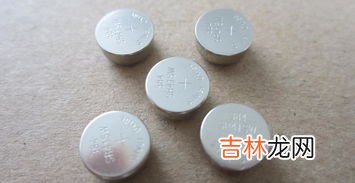 手表电池换一个多少钱,阿玛尼手表没电了换电池多少钱?