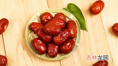 红枣的功效与作用及食用方法禁忌,红枣的功效与作用,红枣怎么吃最好!大枣不能随便吃,错补太伤身