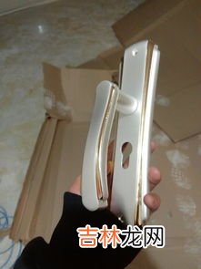 锁子生锈了打不开怎么办,锁上的铁锁锈住了，怎么才能打开呢？
