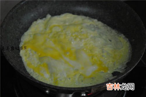 绿豆粥和鸡蛋可以一起吃吗,鸡蛋和绿豆可以一起吃吗