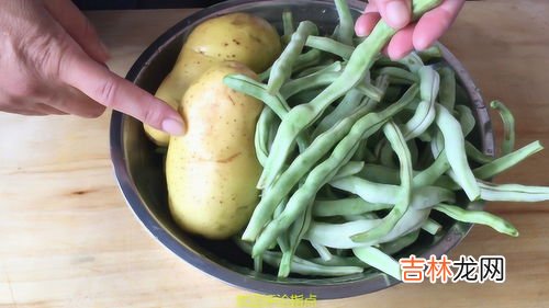 豇豆和土豆能一起吃吗,豇豆不能跟什么一起吃