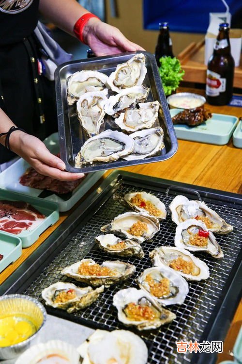 吃完生蚝可以吃西瓜吗,吃生蚝能吃西瓜