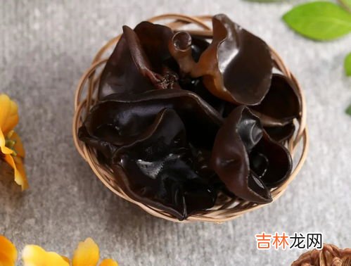 泡发的木耳放冰箱里几天还能吃吗,泡发的木耳放冰箱里几天还能吃吗