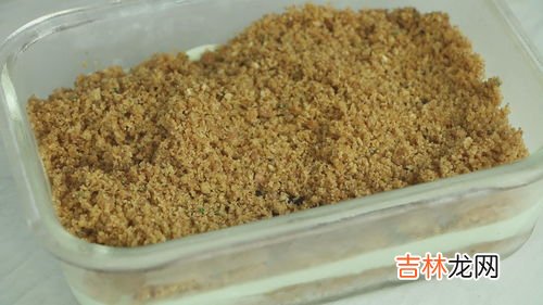 淡奶油放冰箱里凝固了还能用吗,淡奶油放冰箱冻块了还能用吗?