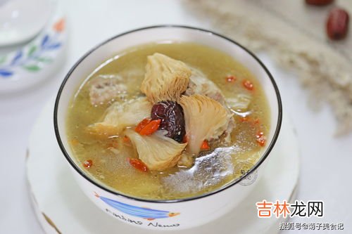 干猴头菇可以直接泡水喝吗,我买了干的猴头菇，请问怎么吃？做前需要怎样泡发？