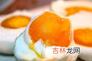 鸭蛋臭了又黑心能吃吗,鸭蛋里面发黑了还能吃吗