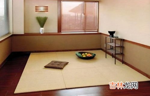 榻榻米好处和坏处,家里卧室用榻榻米究竟好处多还是坏处多？