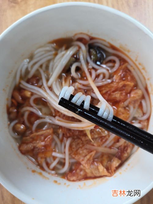 螺蛳粉过期了三个月还能吃吗,螺蛳粉过期了三个月还能吃吗