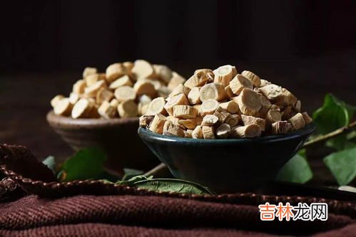 黄芪泡水喝的方法,生黄芪要怎么泡水喝
