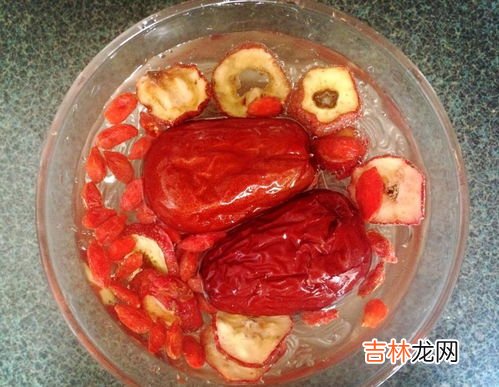 红枣和枸杞一起泡水喝有什么作用,大枣枸杞泡水的功效与作用