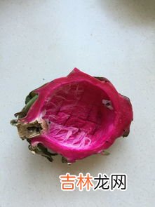 火龙果皮发霉了还可以吃吗,火龙果表皮发霉还能吃吗