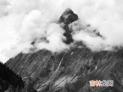 行到水穷处，坐看云起时什么意思,行至水穷处 坐看云起时什么意思