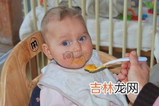 宝宝几月大开始喂米糊,宝宝几天可以喂米糊