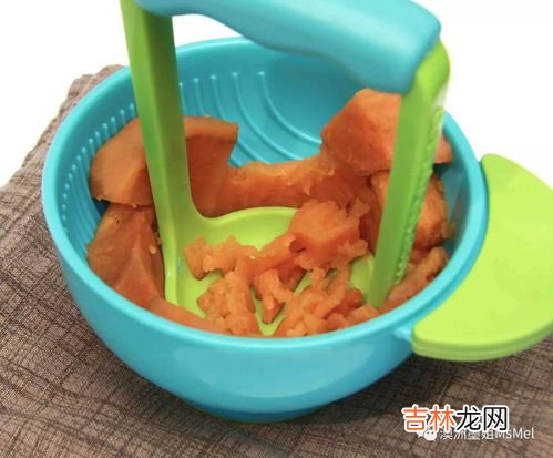 宝宝几月大开始喂米糊,宝宝几天可以喂米糊
