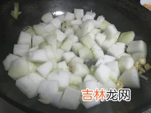 冬瓜怎么放到冬天,冬瓜可以放冰箱冷冻吗？