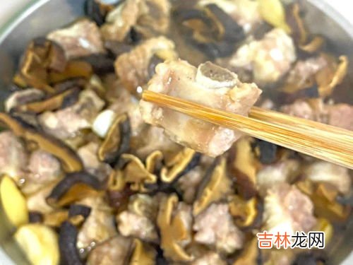 金银花是蒸好还是不蒸好,金银花为什么要蒸制 金银花为啥要蒸了晒